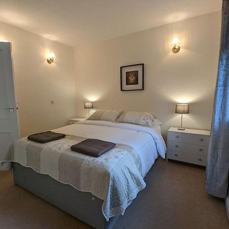 Two Bedroom Flat In Bridge Of Allan, Stirling Екстериор снимка