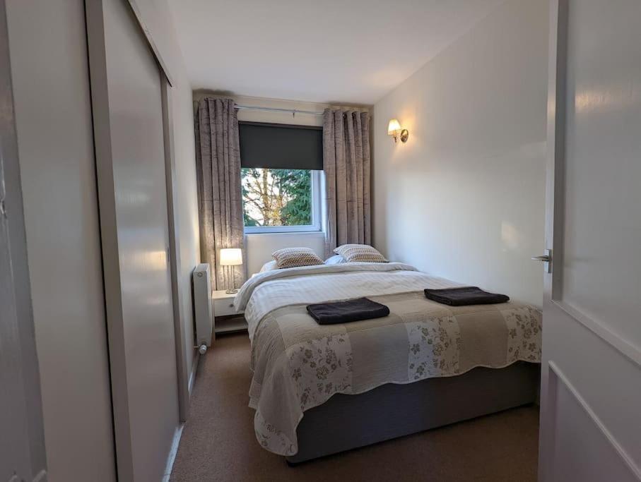 Two Bedroom Flat In Bridge Of Allan, Stirling Екстериор снимка