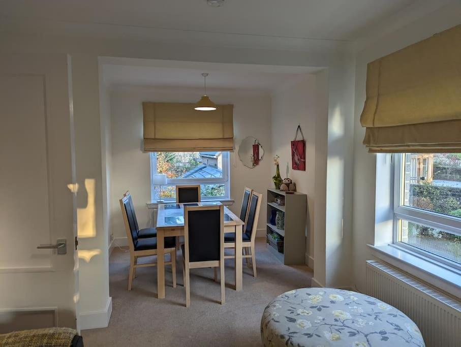 Two Bedroom Flat In Bridge Of Allan, Stirling Екстериор снимка